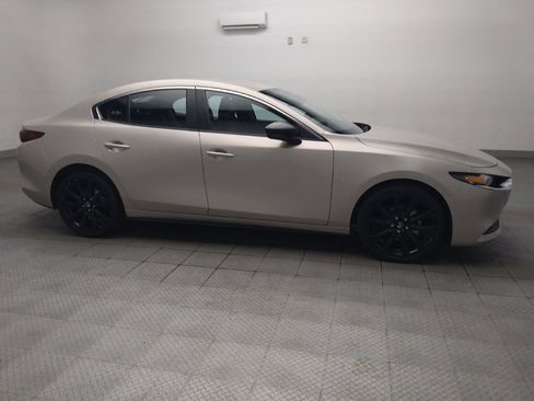 Used 2025 MAZDA MAZDA3 s FWD image 11