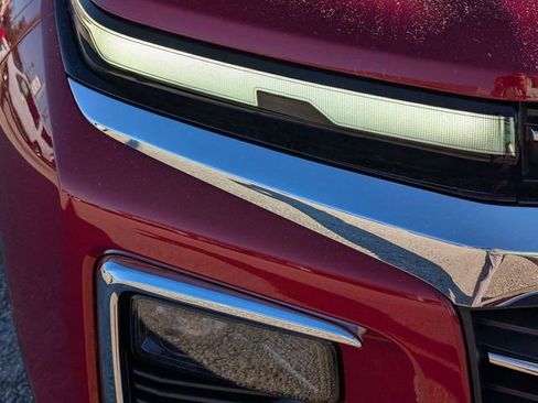 New 2025 Chevrolet Traverse LT w/ Enhanced Driving Package image 14