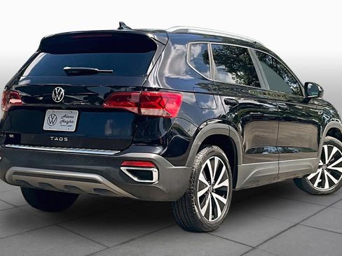 Used 2023 Volkswagen Taos SE FWD image 13