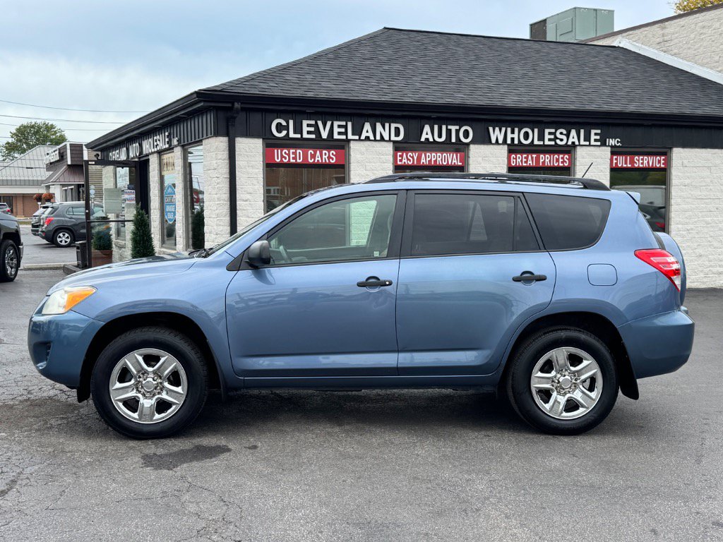 Used 2012 Toyota RAV4 FWD w/ Value Pkg image 2