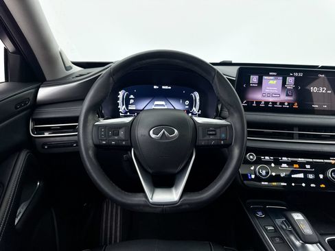 Used 2023 INFINITI QX60 Luxe w/ Performance Audio Package FWD image 4