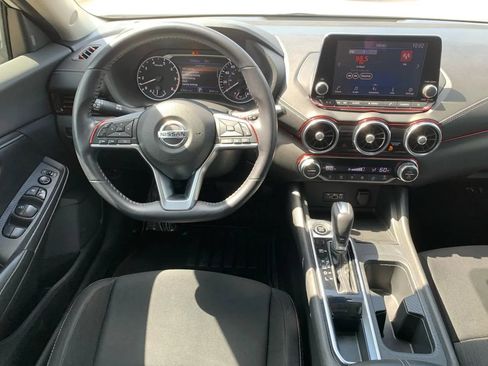 Used 2021 Nissan Sentra SV FWD image 11
