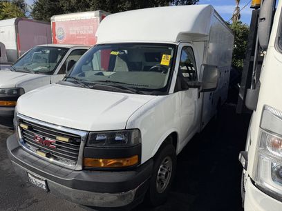 Used 2022 GMC Savana 3500 w/ Power Convenience Package