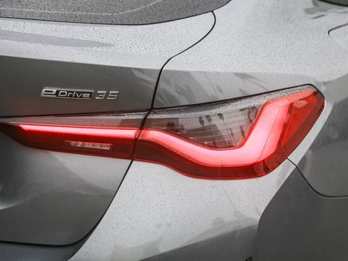 Certified 2023 BMW i4 eDrive35 w/ Premium Package image 7