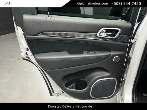Used 2020 Jeep Grand Cherokee SRT AWD/4WD image 25