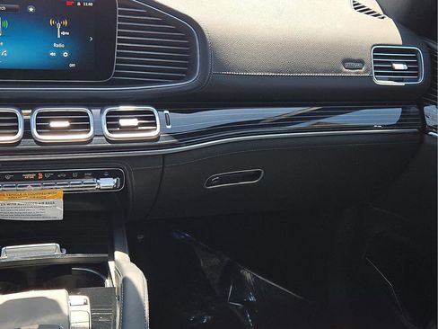New 2026 Mercedes-Benz GLE 53 AMG 4MATIC Coupe image 16