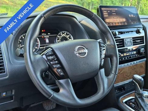 Used 2022 Nissan Armada SL w/ Captain's Chairs Package AWD/4WD image 31