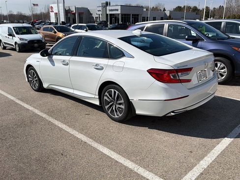 Used 2018 Honda Accord Touring image 13