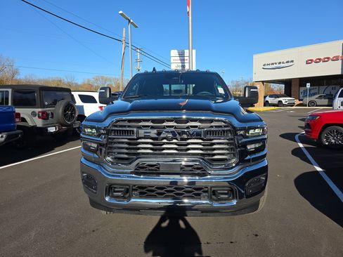 New 2026 RAM 3500 Tradesman image 16