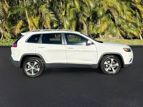 Used 2019 Jeep Cherokee Limited image 4