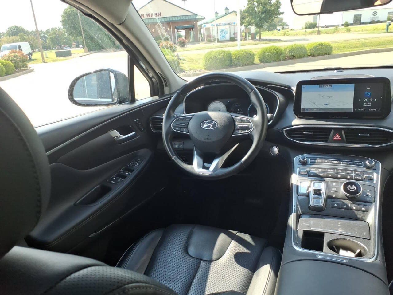 Used 2022 Hyundai Santa Fe Limited FWD image 13