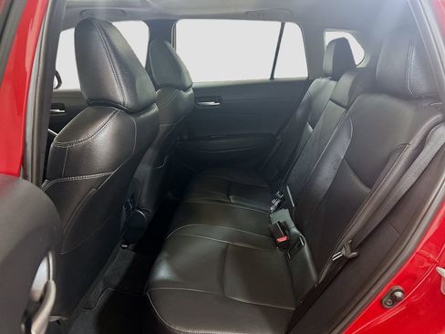 Used 2024 Toyota Corolla Cross XLE w/ Convenience Package FWD image 22