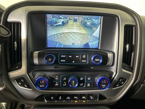 Used 2018 GMC Sierra 1500 SLT AWD/4WD image 24