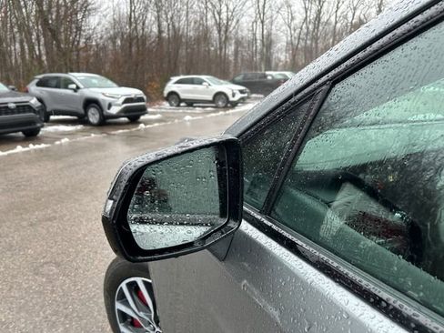 Used 2023 Cadillac XT5 Sportv image 28