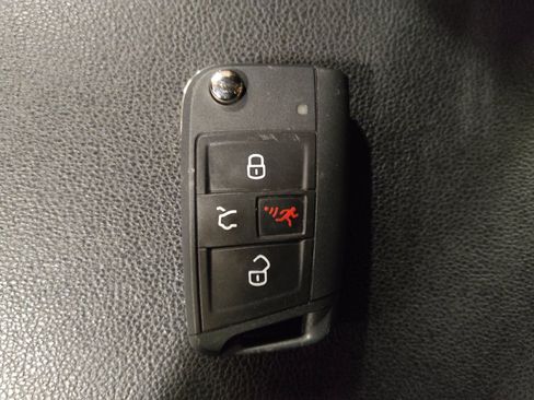 Used 2025 Volkswagen Jetta S FWD image 32