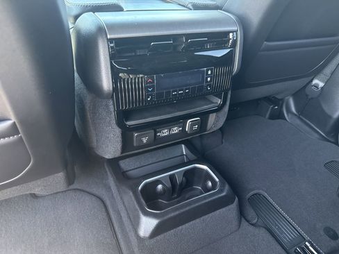 New 2026 Jeep Grand Wagoneer L Limited image 25