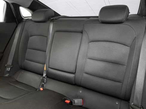 Used 2017 Chevrolet Malibu LT FWD image 20