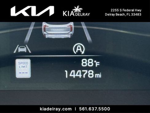 Used 2024 Kia Telluride LX FWD image 28