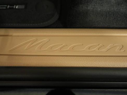 New 2026 Porsche Macan image 32