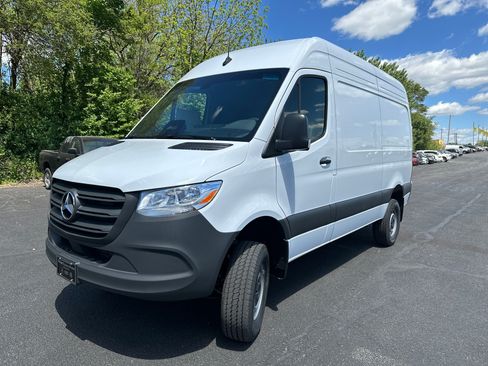 New 2026 Mercedes-Benz Sprinter 2500 image 3