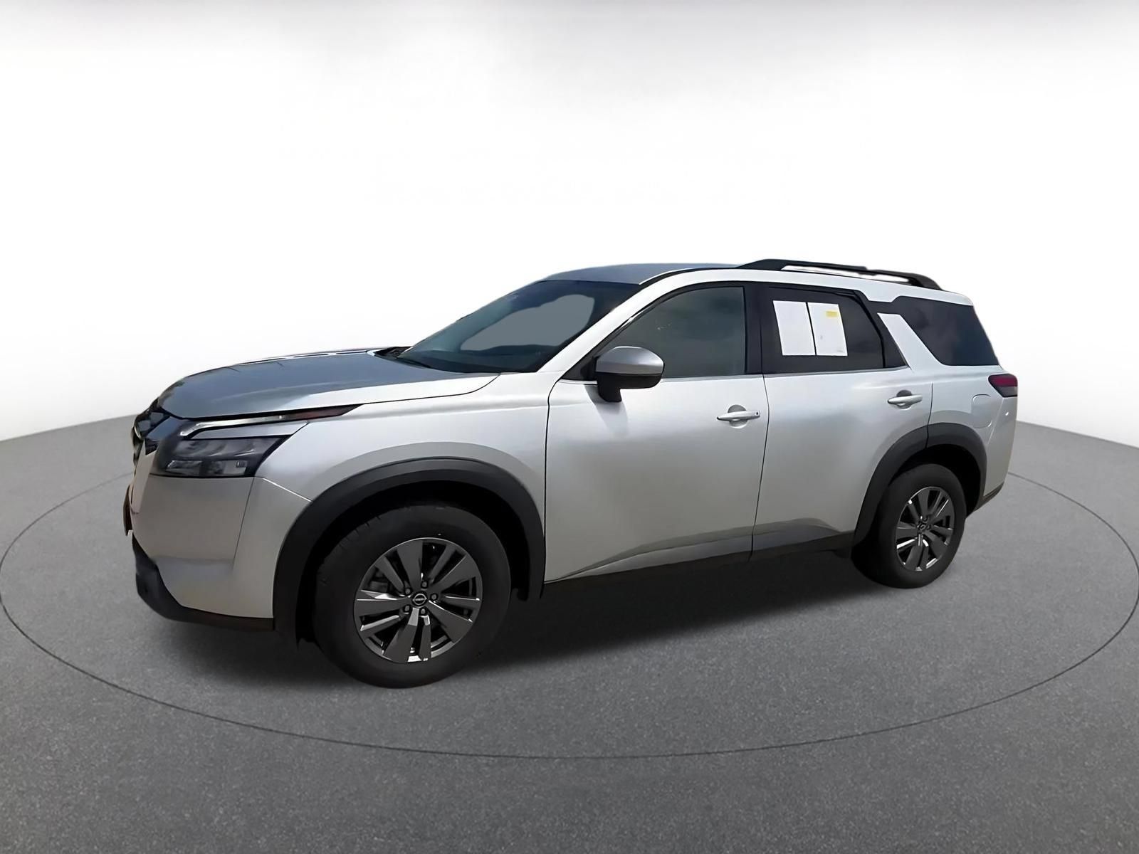Used 2025 Nissan Pathfinder SV AWD/4WD image 7