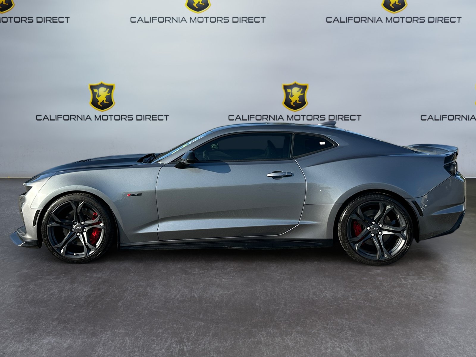 Used 2021 Chevrolet Camaro SS RWD image 2