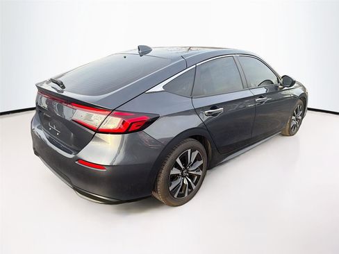 Used 2024 Honda Civic EX-L image 7