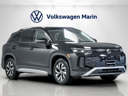 New 2026 Volkswagen Tiguan S image 7