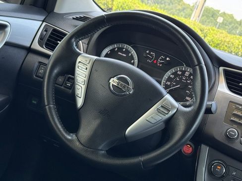 Used 2014 Nissan Sentra SR w/ SR Driver Package image 14