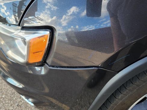 Used 2021 Jeep Grand Cherokee Limited image 31