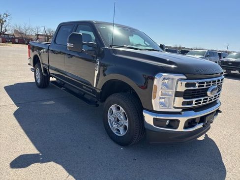 New 2026 Ford F250 XLT w/ FX4 Off-Road Package AWD/4WD image 1