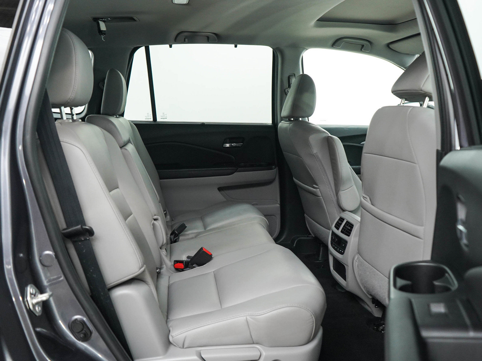 Used 2021 Honda Pilot Black Edition image 12