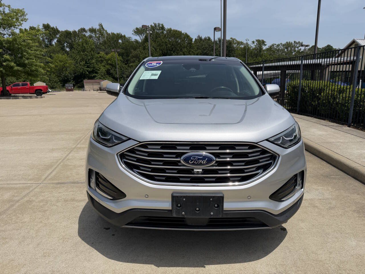 Used 2019 Ford Edge Titanium w/ Equipment Group 301A FWD image 18