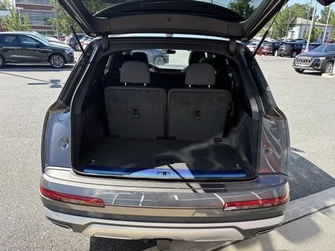 New 2025 Audi Q7 3.0T Premium Plus image 41