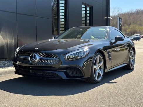 Certified 2019 Mercedes-Benz SL 550 image 2
