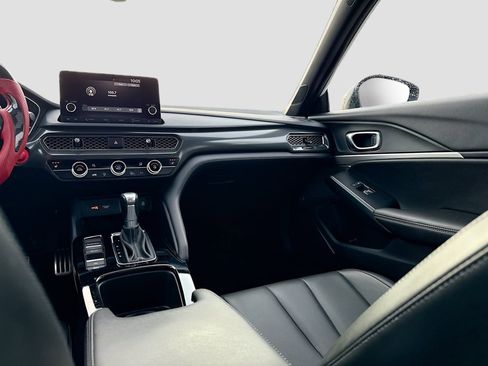 Used 2023 Acura Integra A-Spec image 23