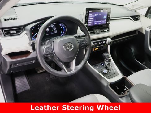 Certified 2022 Toyota RAV4 Limited image 13