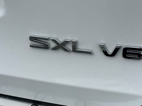 Used 2019 Kia Sorento SX image 29