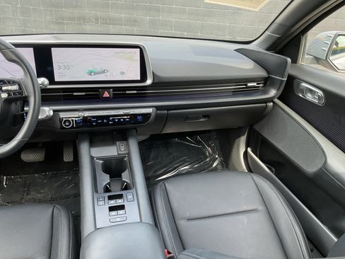 Used 2023 Hyundai Ioniq 6 SEL RWD image 16