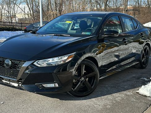 Certified 2022 Nissan Sentra SR w/ Trunk Package image 1