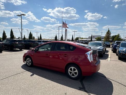 Used 2013 Toyota Prius Three FWD image 5
