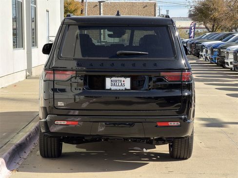 New 2025 Jeep Wagoneer Series II w/ Premium Group I image 6