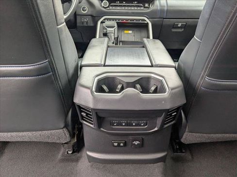 Used 2024 Toyota Tundra Platinum AWD/4WD image 17