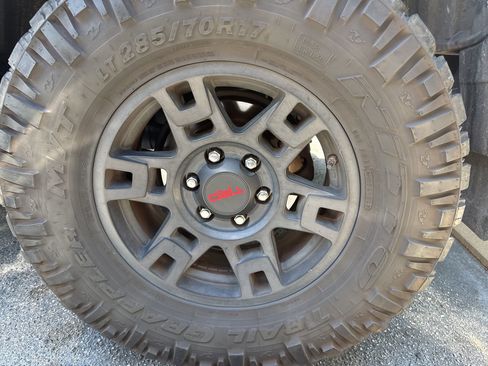 Used 2020 Toyota 4Runner SR5 image 8