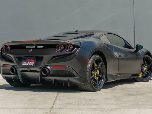 Used 2021 Ferrari F8 Tributo image 7