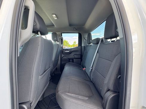 Used 2021 Chevrolet Silverado 1500 LT image 16