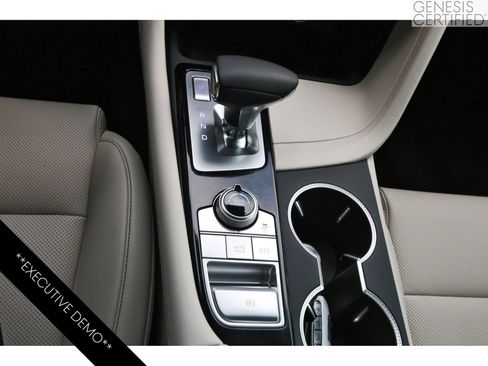 Used 2026 Genesis G70 2.5T RWD image 28