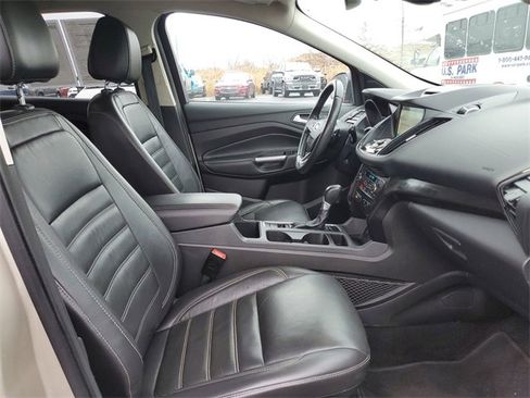 Used 2017 Ford Escape Titanium image 26