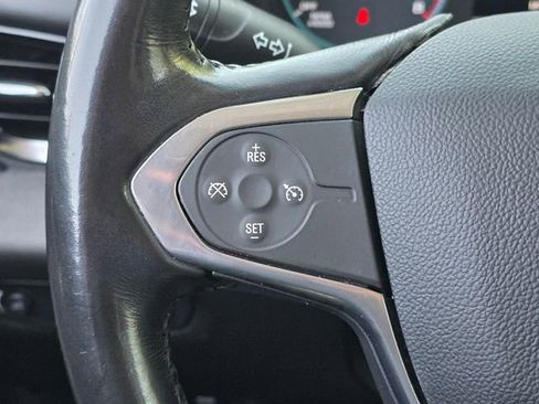 Certified 2021 Chevrolet Traverse LT FWD image 34