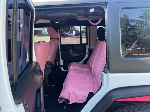 Used 2012 Jeep Wrangler Unlimited Sport AWD/4WD image 21